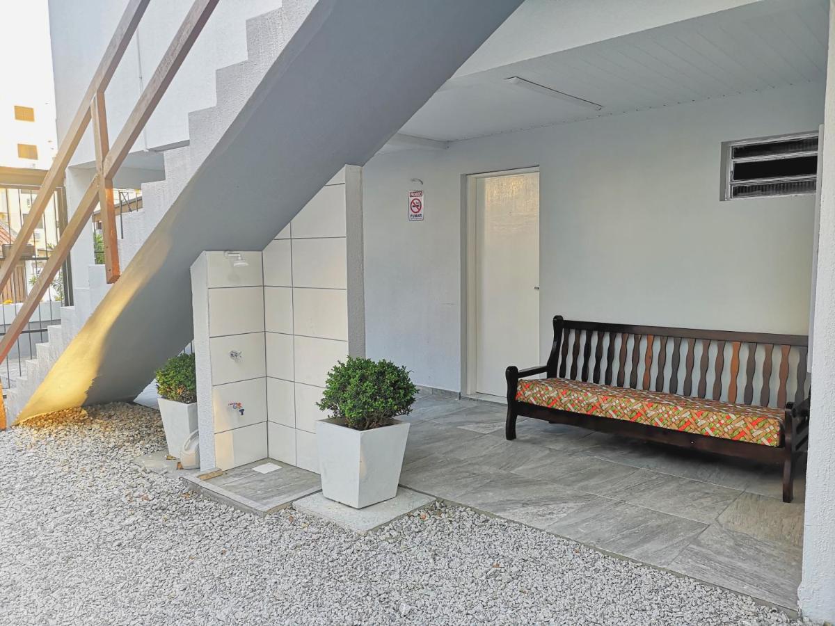 Residencial Las Rocas I ゴヴェルナドール・セウソ・ラーモス エクステリア 写真