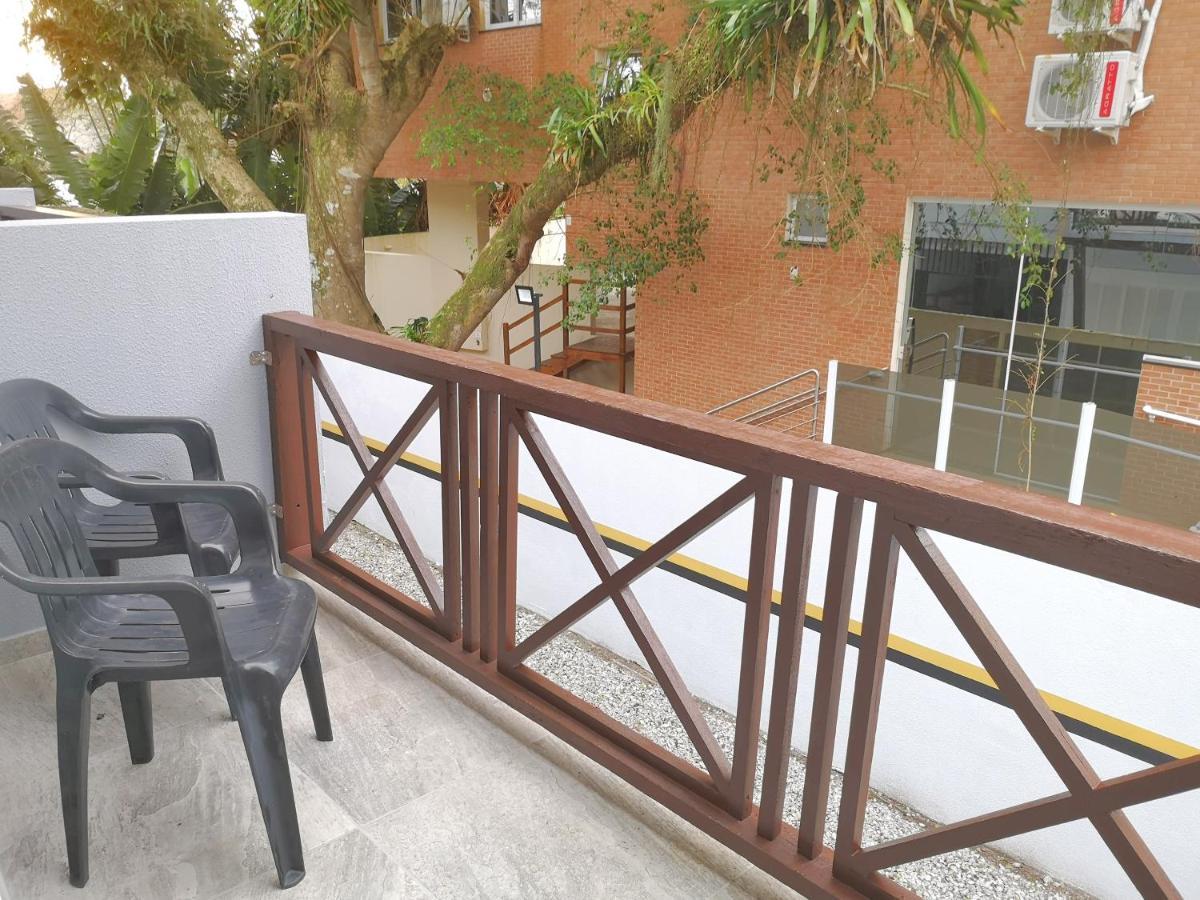 Residencial Las Rocas I ゴヴェルナドール・セウソ・ラーモス エクステリア 写真