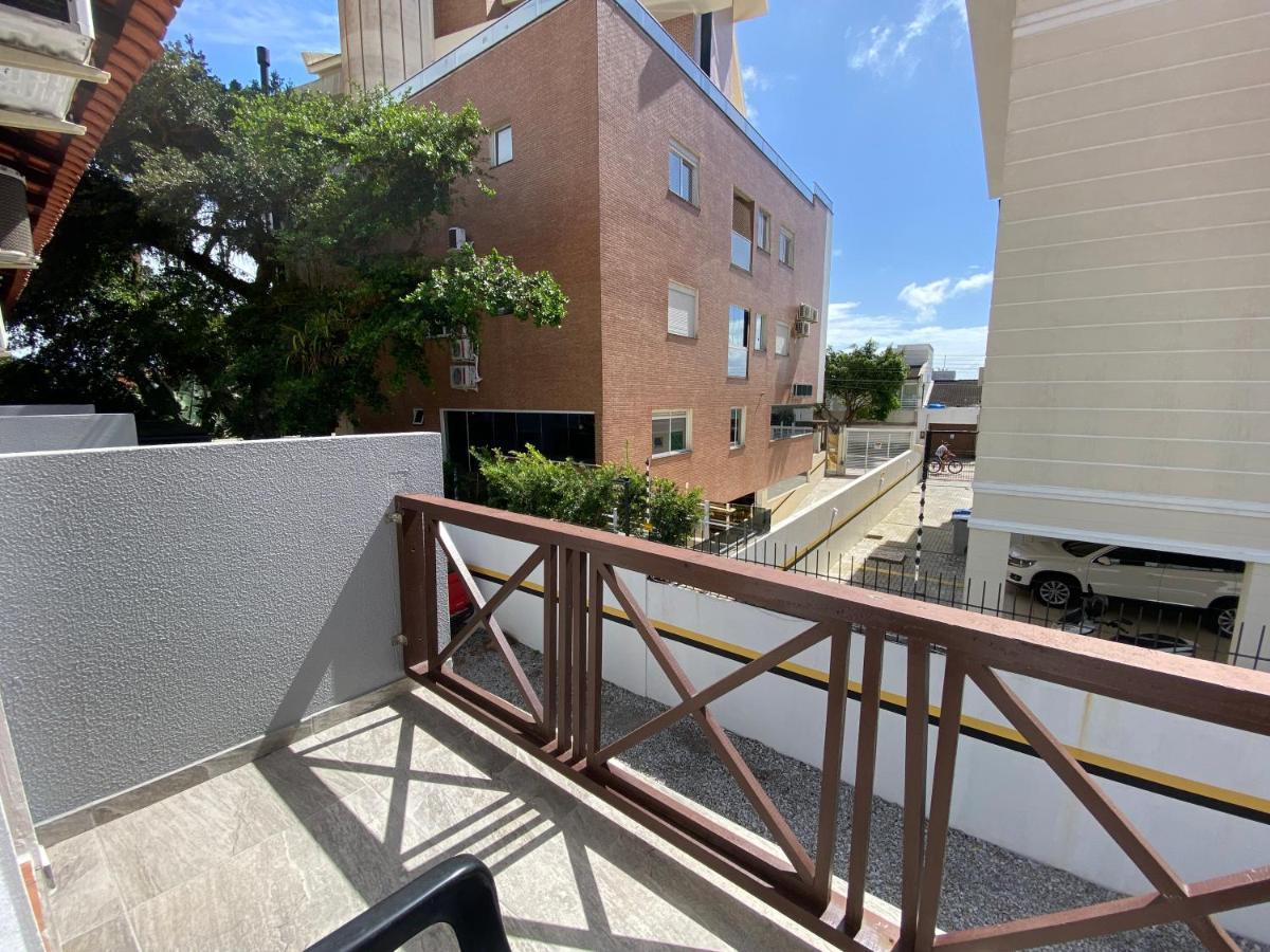 Residencial Las Rocas I ゴヴェルナドール・セウソ・ラーモス エクステリア 写真