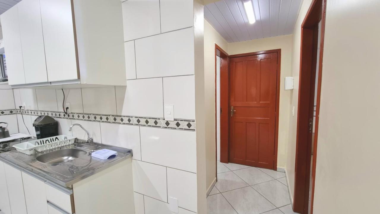 Residencial Las Rocas I ゴヴェルナドール・セウソ・ラーモス エクステリア 写真